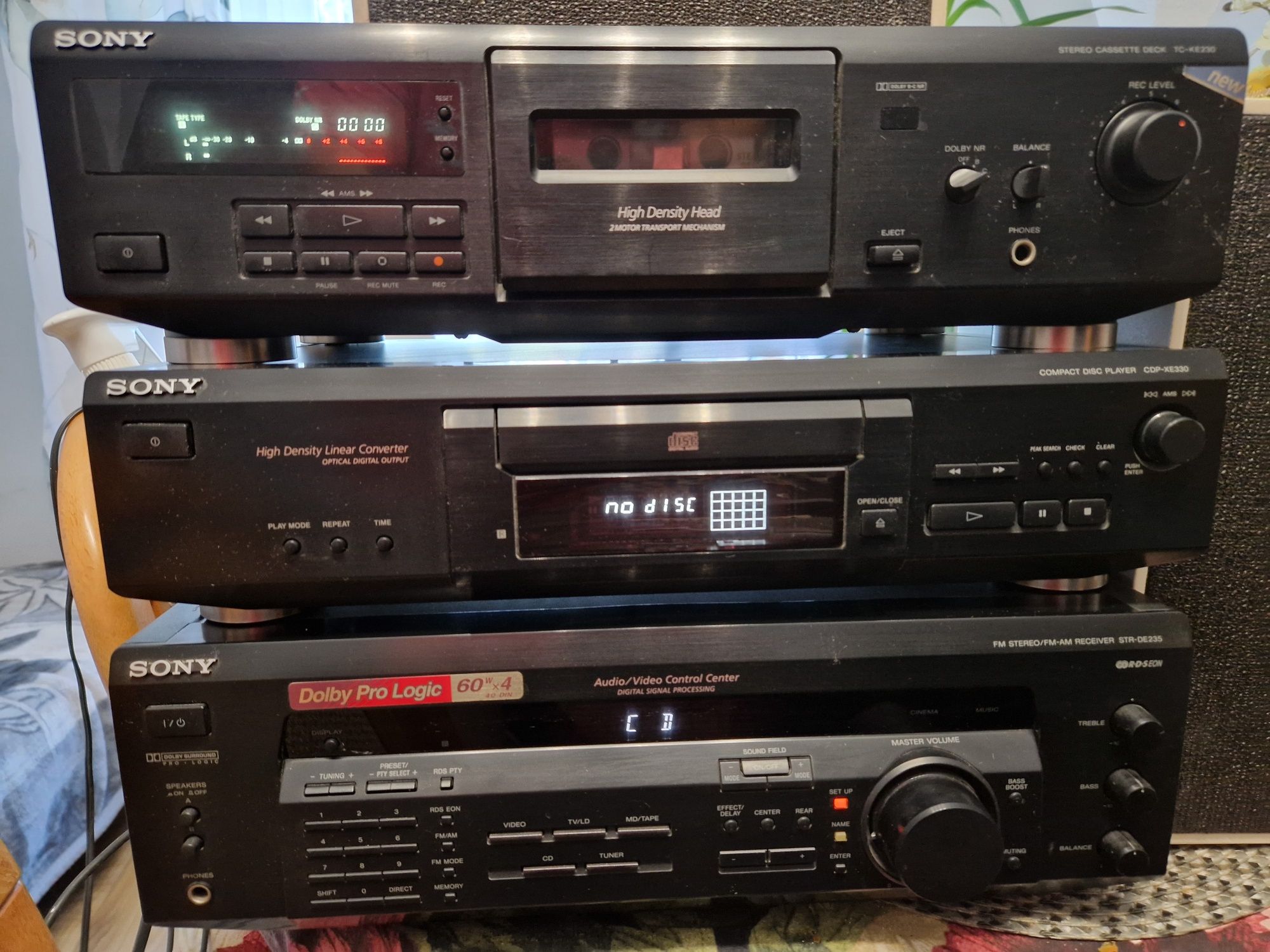 Sony STR-DE235 - amplituner 5.1 + CD PLAYER SONY CDP-XE330
