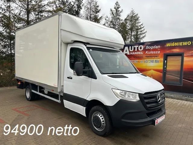 Mercedes-Benz Sprinter kontener +winda Automat