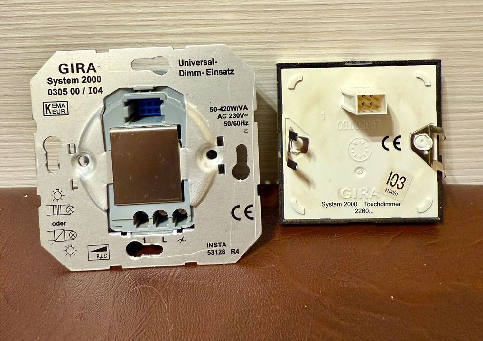GIRA Touchdimmer диммер 2000 0305 00 | сенсорная панель с памятью 2208