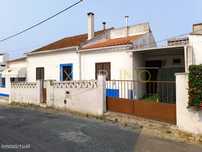 Moradia T2 com logradouro