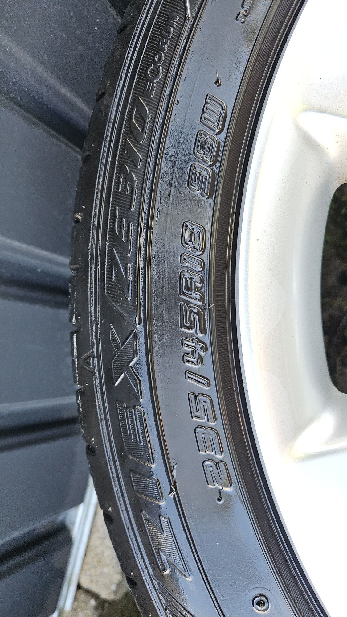 Koła R18 Opel Zafira Insignia 5x115 lato Falken Zeekr 235/45r18