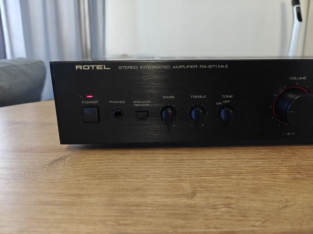 Rotel RA-971 MkII