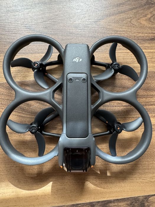 Dji Avata 2 - Fly more combo + dji care + fpv controller