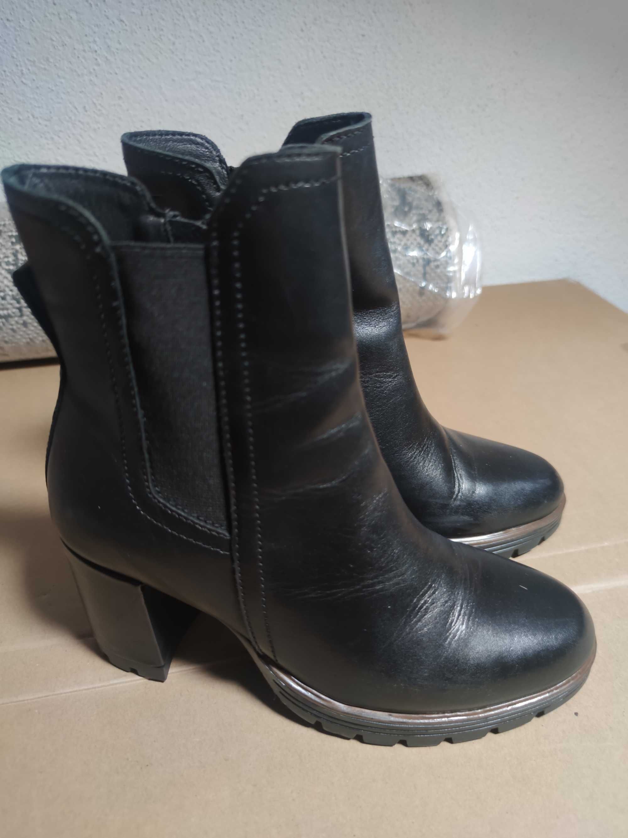 Botas senhora by Roberto Torretta