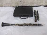 Zabytkowy klarnet Amati Kraslice