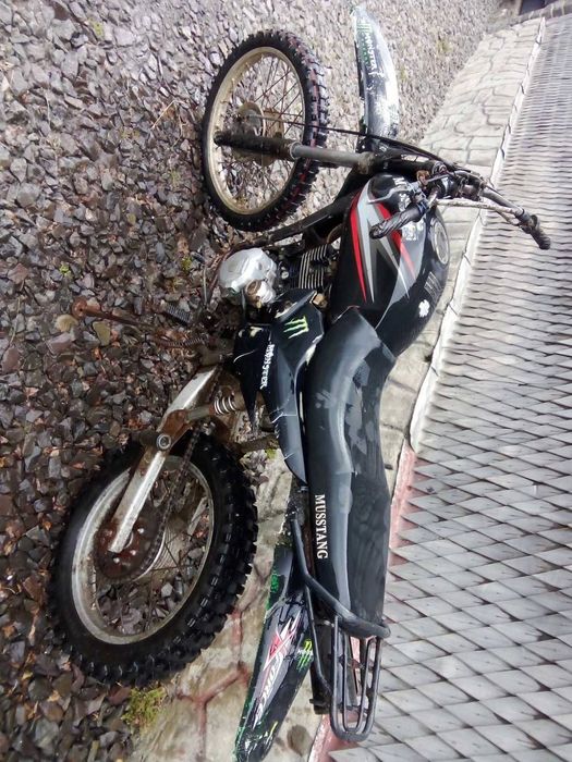 Мотоцикл мустанг