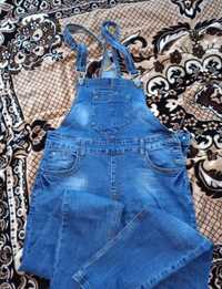 Жіночий комбінезон джинсовий