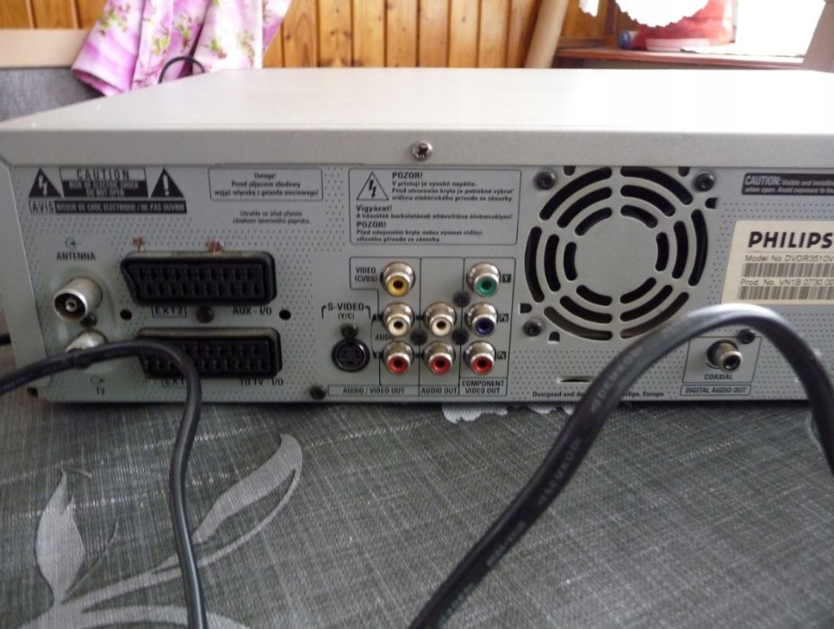 Nagrywarka Philips DVD-VHS  3510V COMBO  polskie menu .