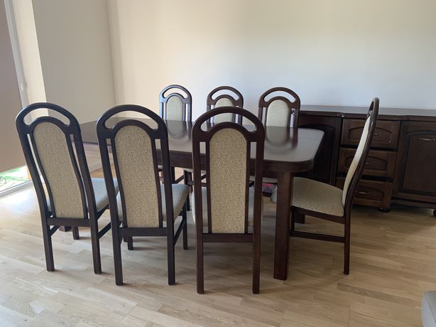 Duży stół drewniany z 8 krzeslami