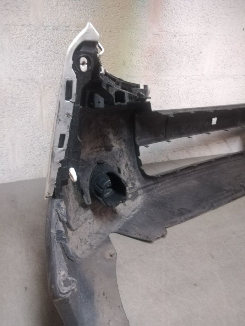 Vendo Para-choque de frente Fiat scudo ano 2006/12