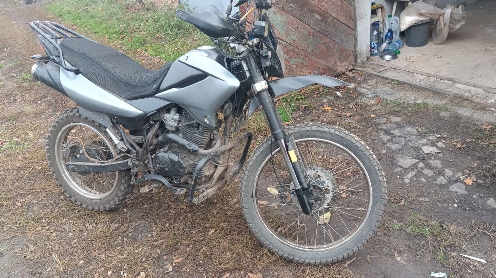 Продам мотоцикл ZONGSHEN ZS-200-GY 3 (торг уместен)