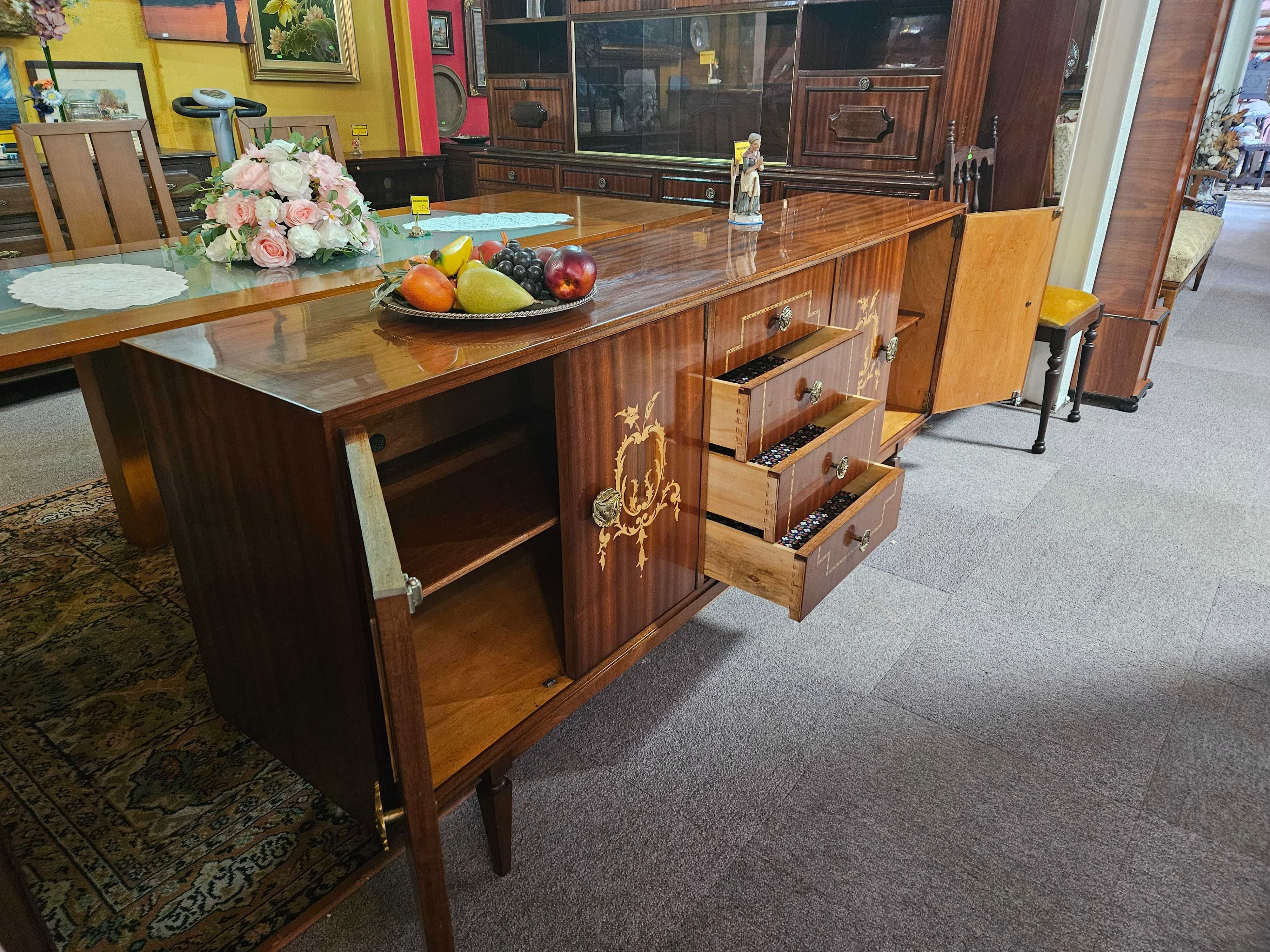 Aparador vintage - Muito bom estado geral