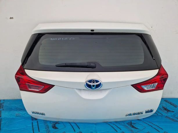 Toyota Auris Hatchback 2013-15 klapa bagażnika 070