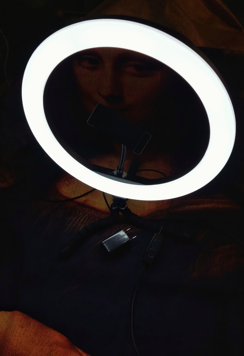 Кольцевая кільцеве LED лампа з триногою для телефону