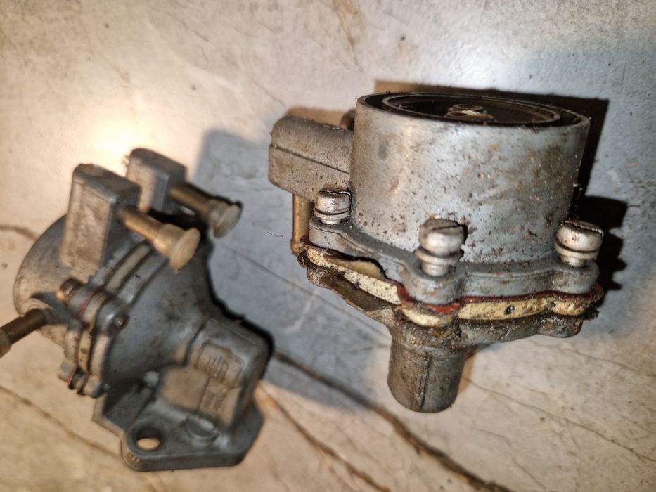 Oryginal pompka gaznika fiat polonez Żuk warszawa FSO z epoki