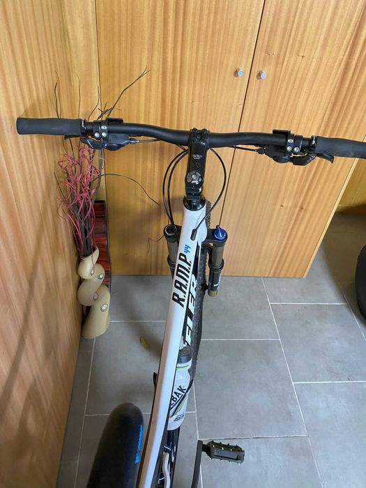 Bicicleta Wheeler R.A.M.P. 44 (Tam. L)