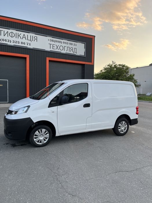 Продам бус Nissan nv200 1.5 dci