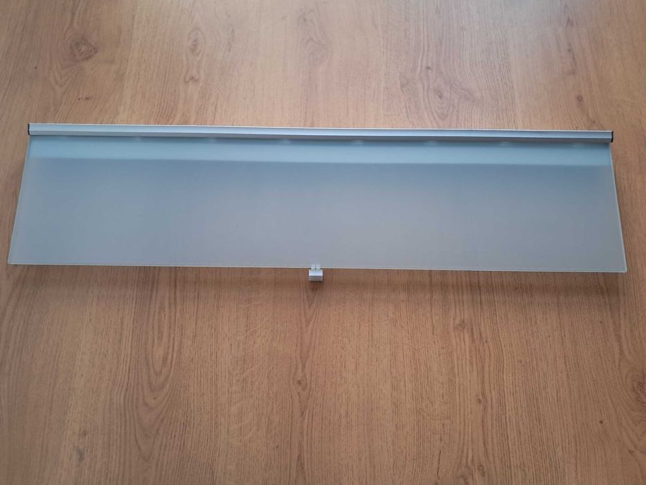 4-Prateleiras IKEA em Vidro Fosco para Parede