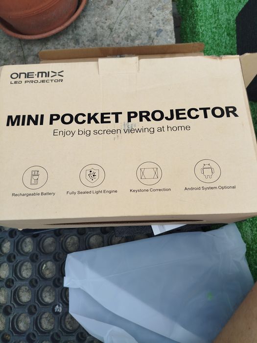 Okazja Projektor LED ONE MIX nowy