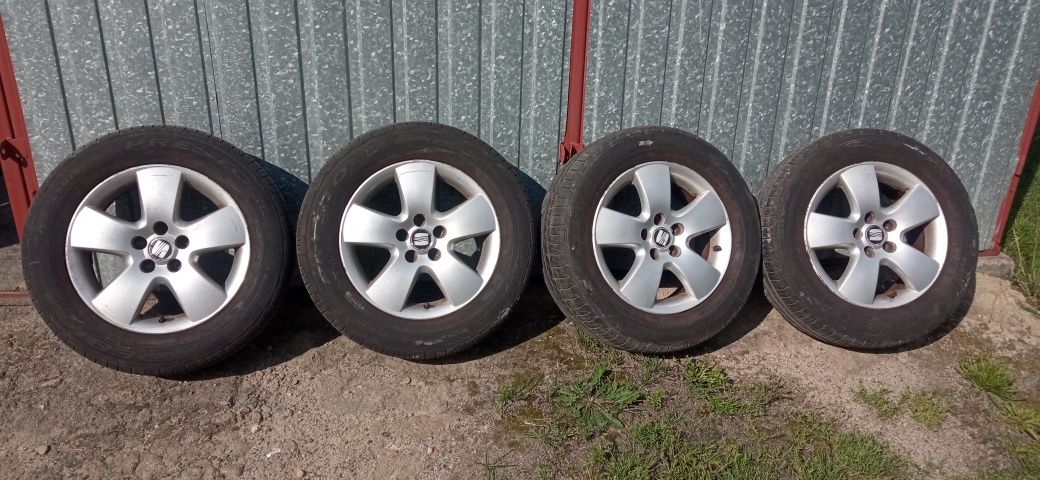 195/65r15 Opony + felgi seat ,Volkswagen 5x100 et.38