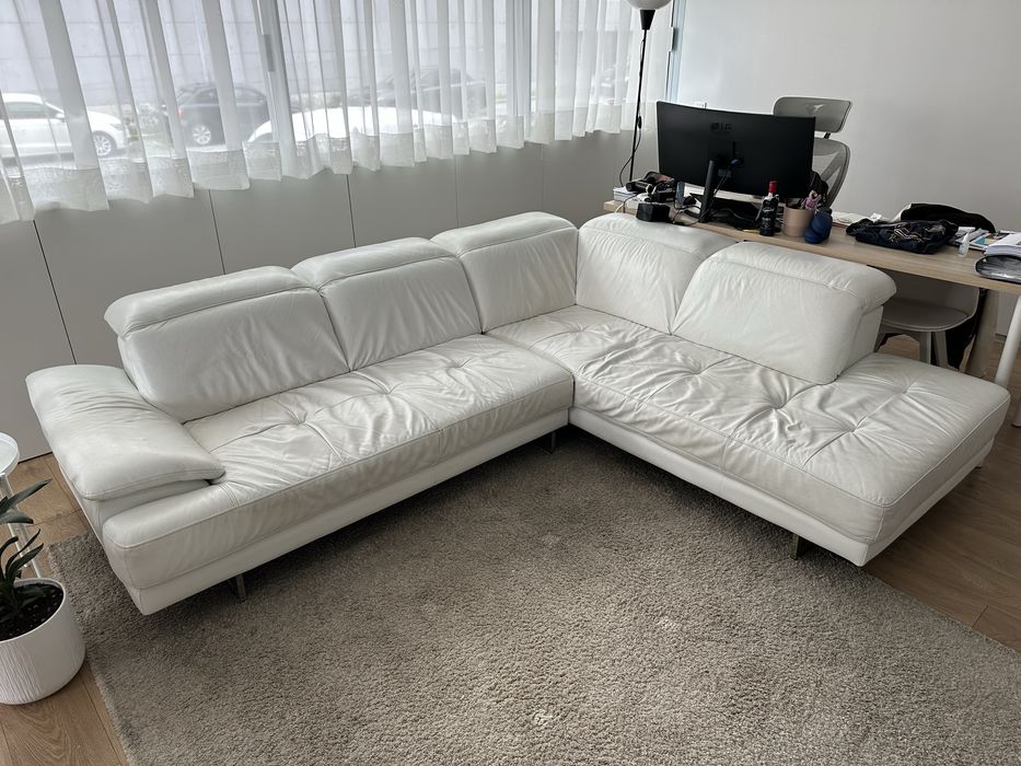 Sofá em L branco 6 lugares