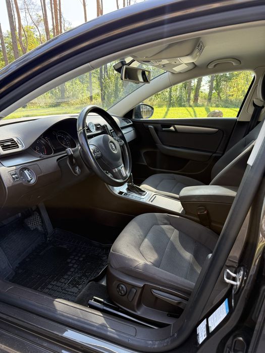 Volkswagen Passat B7 Європа - жодного підкрасу
