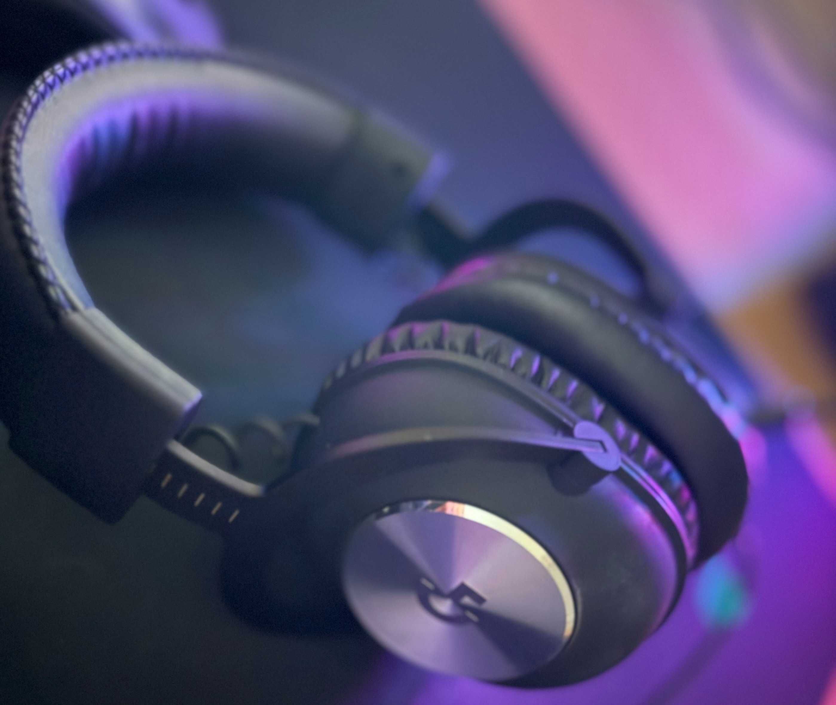 Pack Gaming Logitech PRO + SteelSeries – Headset, Rato e Teclado
