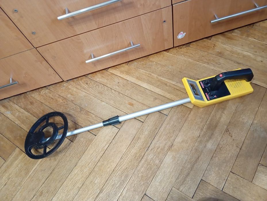 Wykrywacz metali Cobra