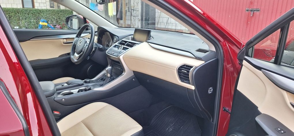 Zawiozę do ślubu Lexusem Nx 200t