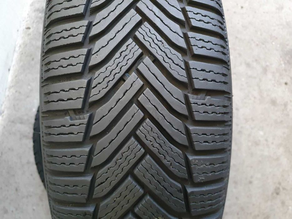 2x Michelin Alpin 6  195/65r15  7,2mm 2022r