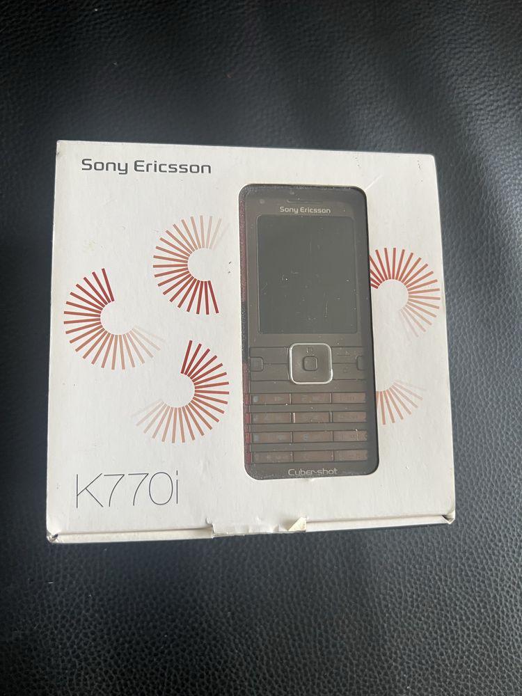 Мобільний телефон Sony Ericsson K770i