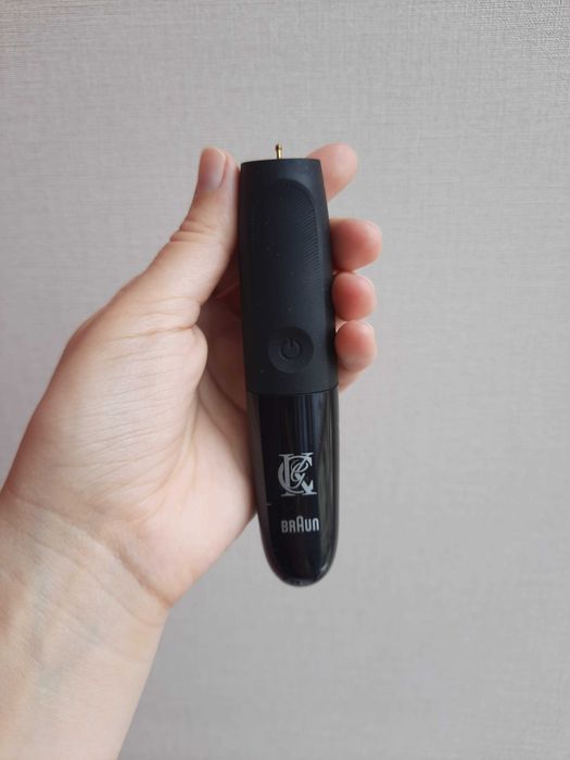 Електричний тример для бороди зі змінними насадками Gillette