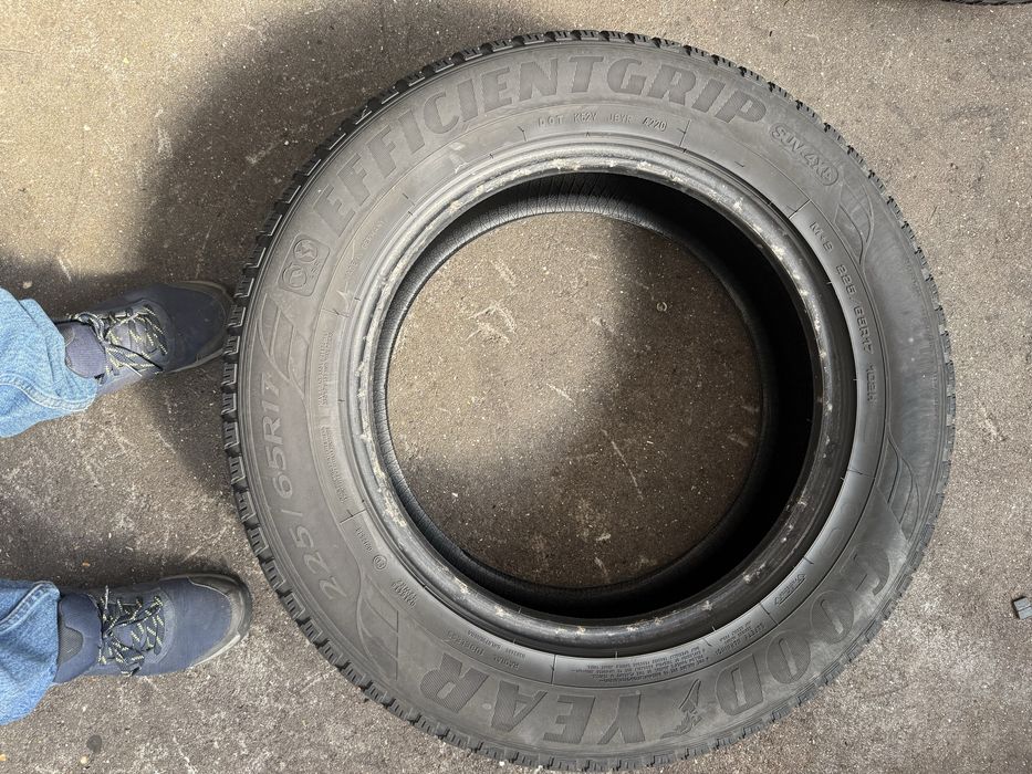 2 pneus goodyear efficient grip 225/65 r17