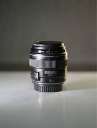 Canon 85mm 1.8 EF