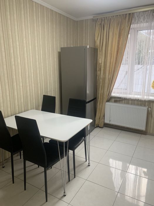 Затишний будинок подобово, евроремон, Різдвяна 196, в районі Зеленоі.