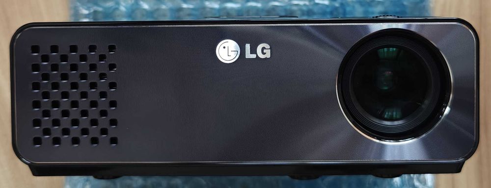Projektor LG HW300G-JE