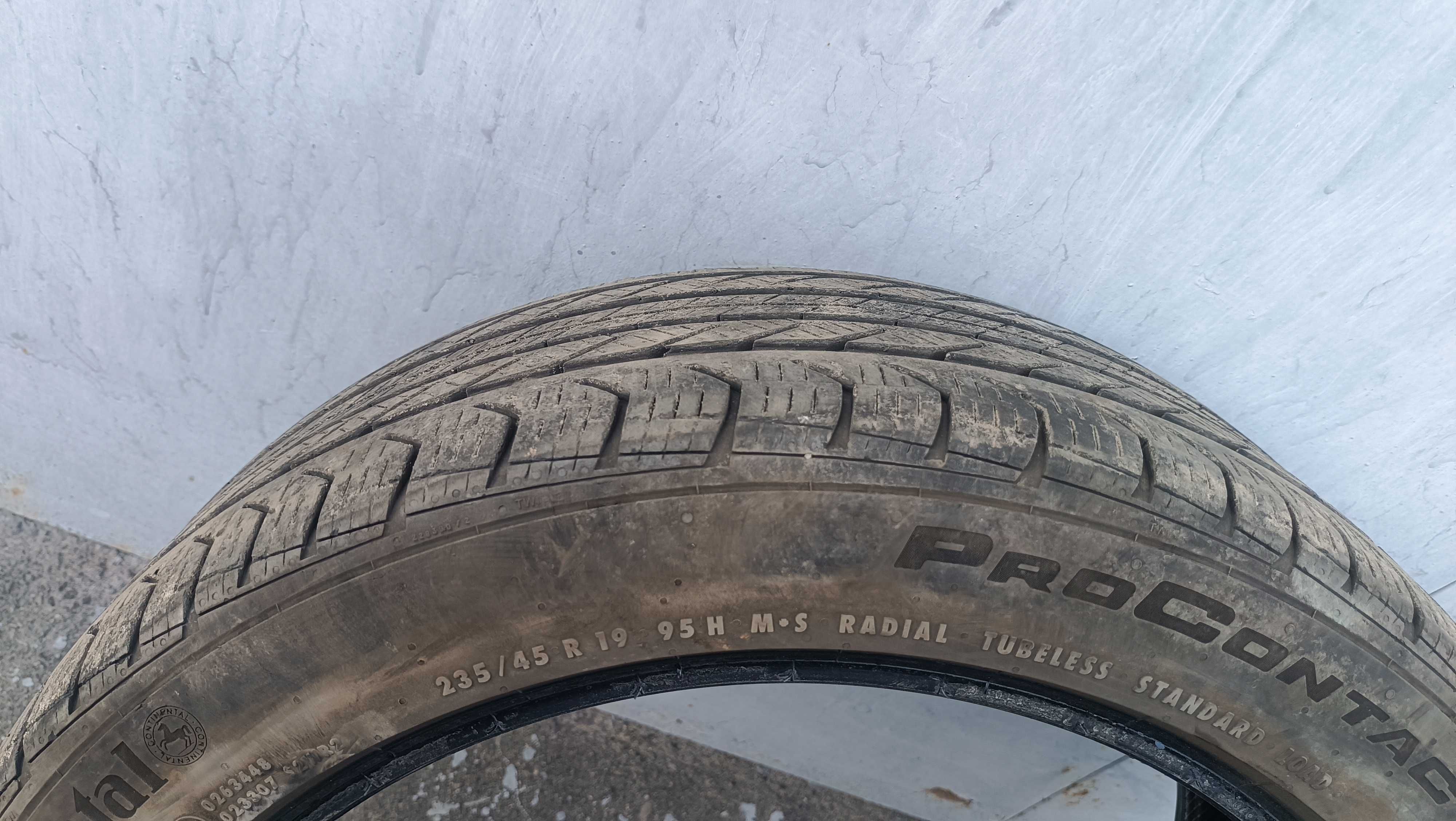 Колесa 235/45 R19 Continental