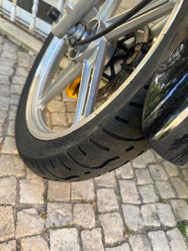 Mota 125cc pouco usada