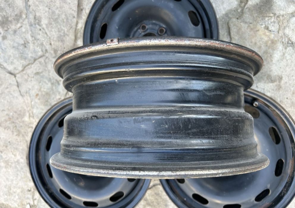 Диски оригінальні  r15 5-100