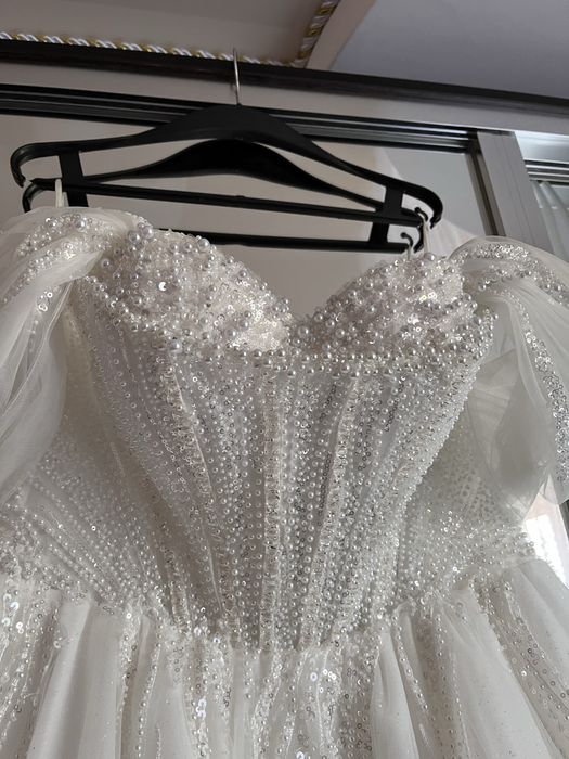 Продам свою ідеальну весільну сукню