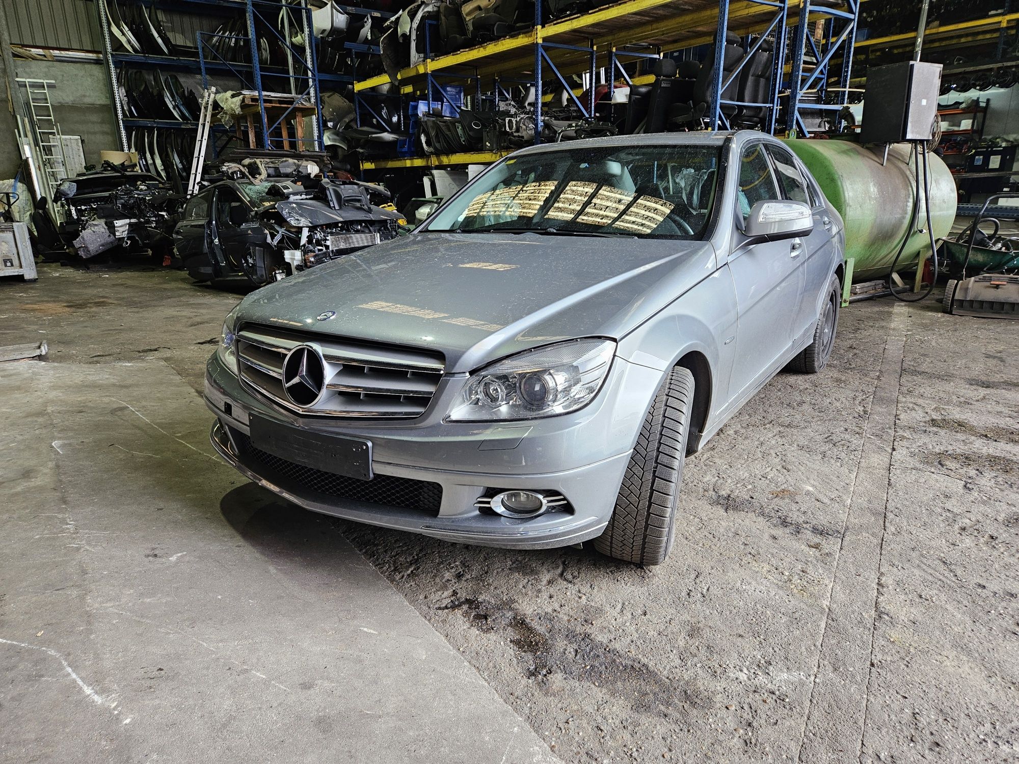 Mercedes-Benz W204 C180 Kompressor Avantgarde de 2009 para peças