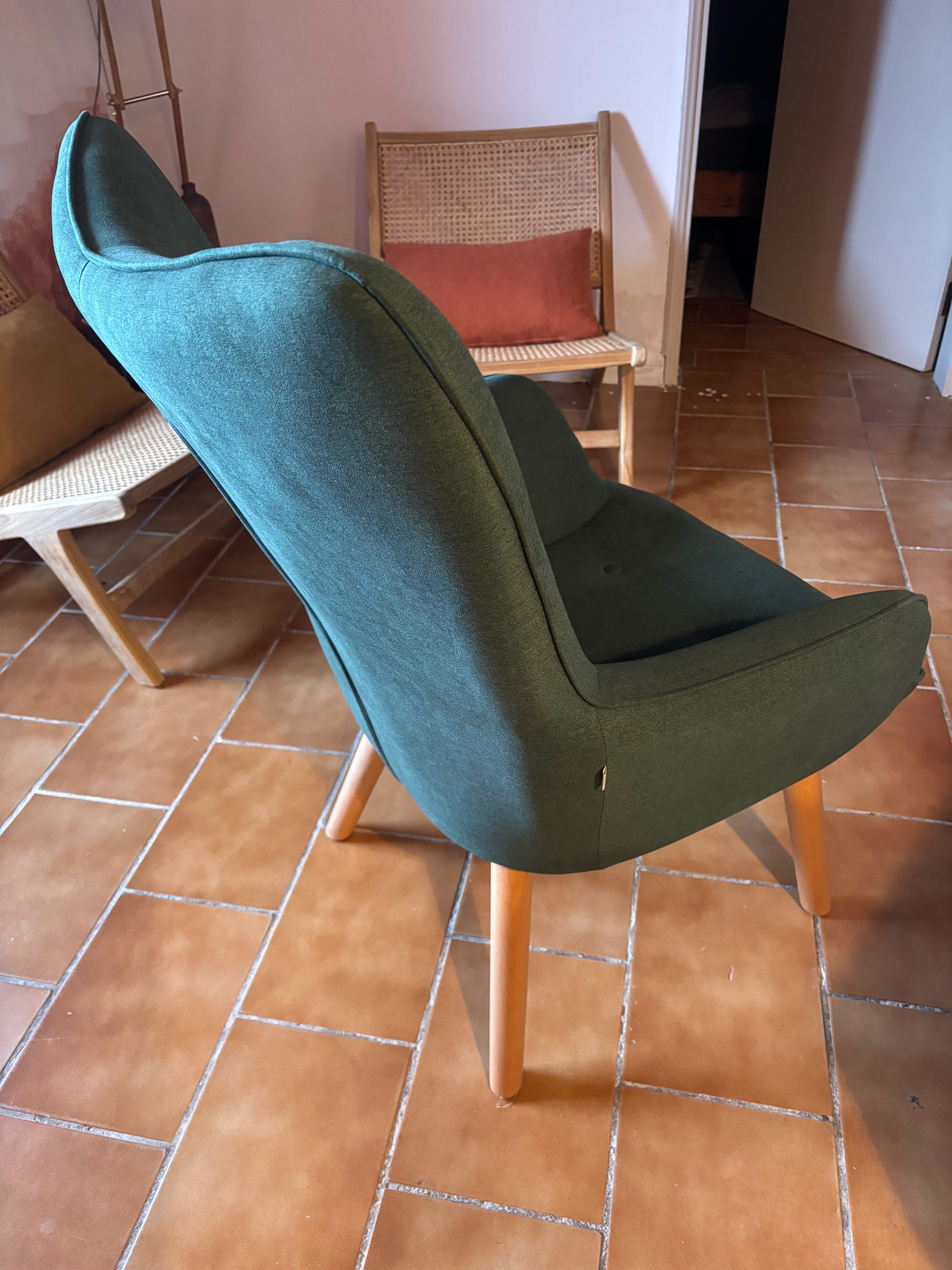2 cadeirões verdes