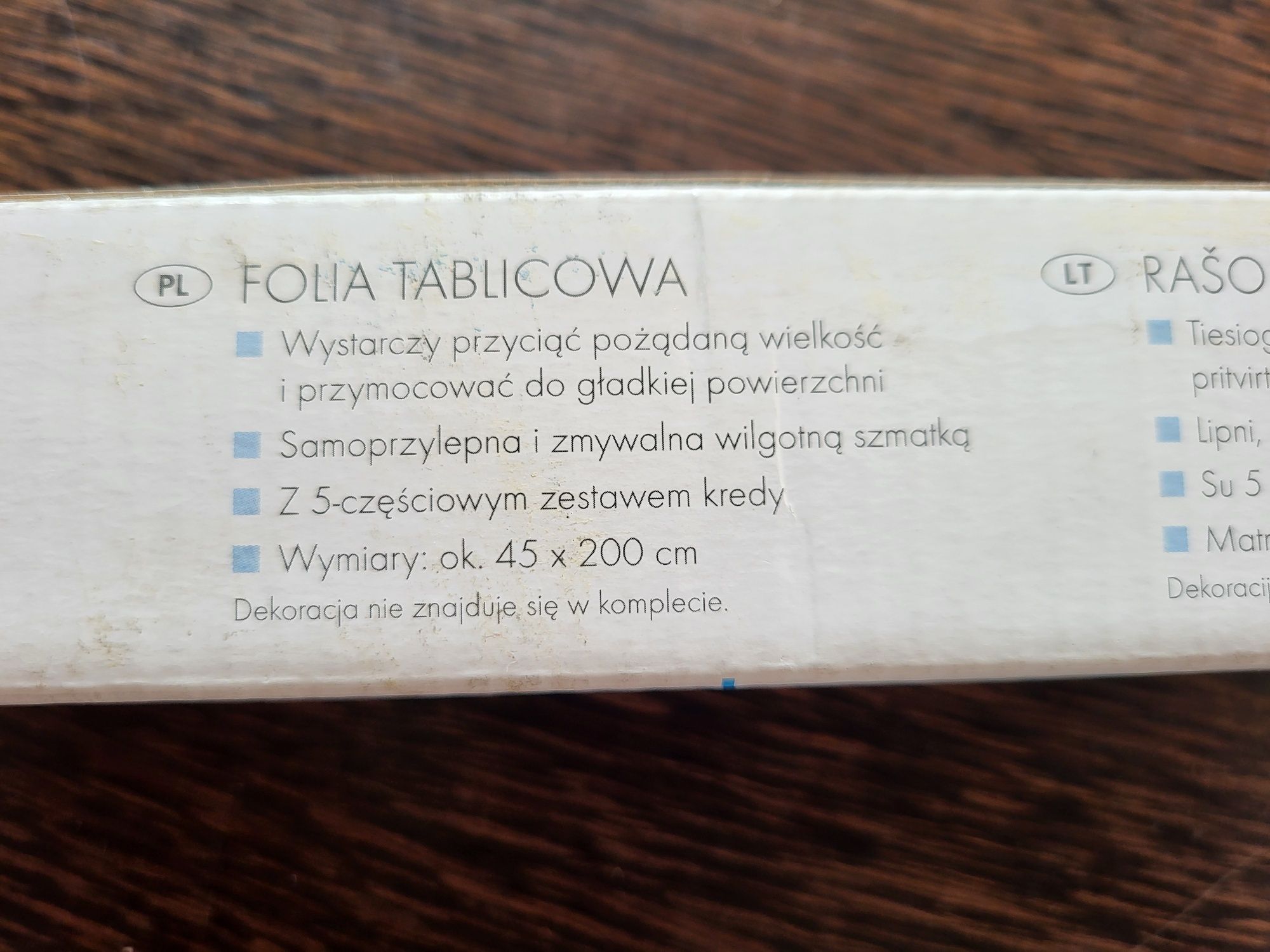 Folia tablicowa z kredami