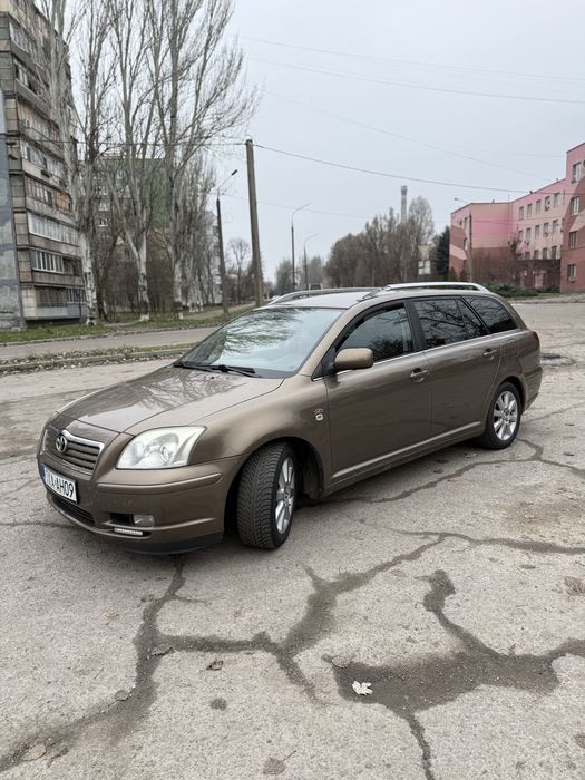 Toyota Avensis 2,0 4d4
