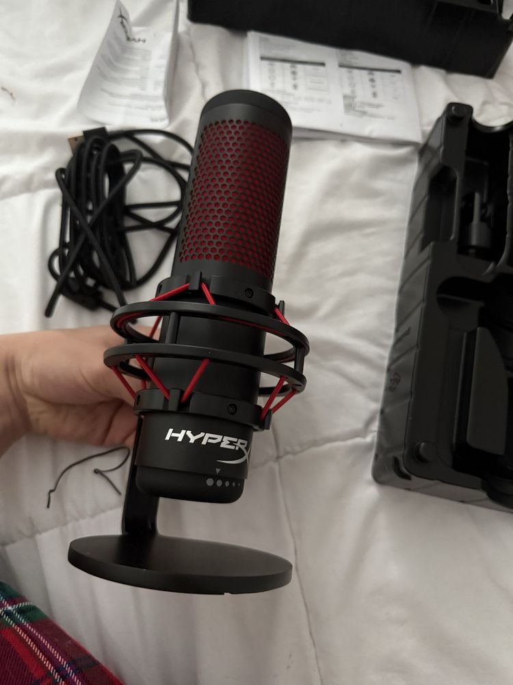 Микрофон HyperX QUADCAST