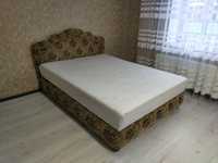 Кровать двуспальная с новым матрасом, 2000x1500мм.