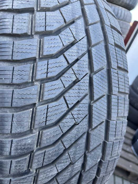 Opony zimowe Falken 245/45 r19