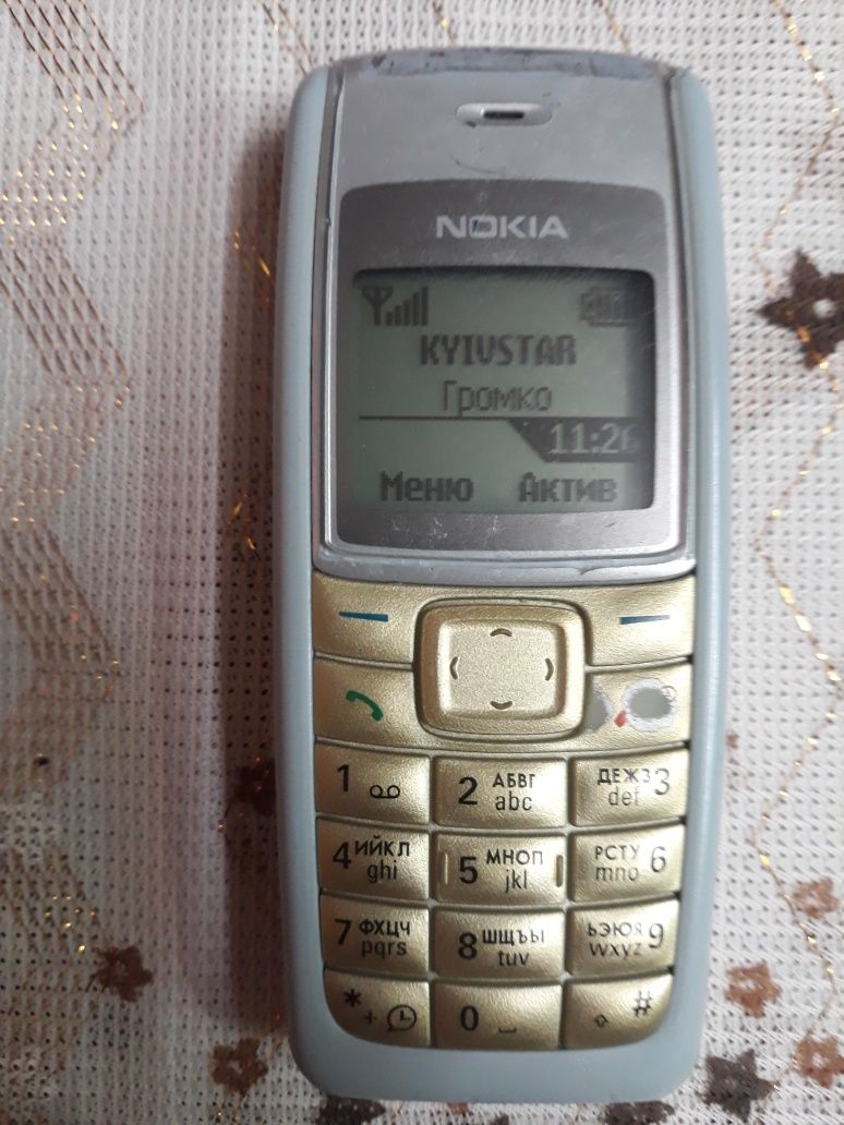 Nokia 1112 зарядкой