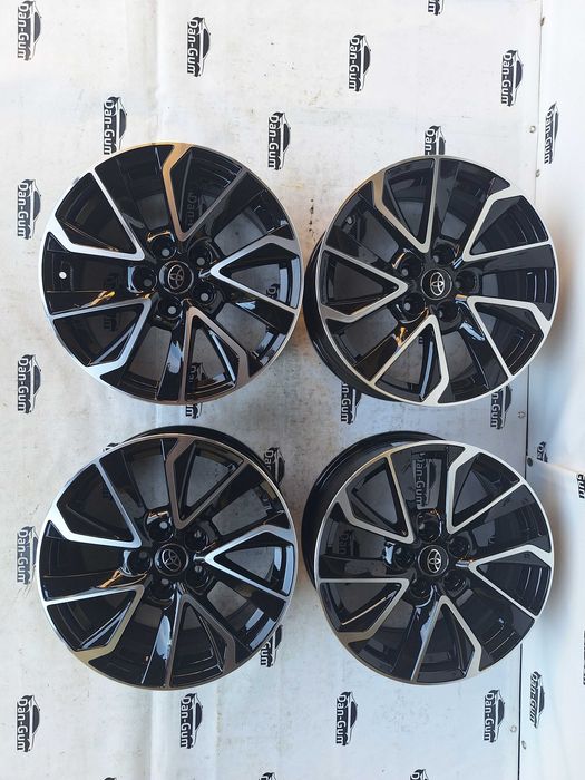 Felgi aluminiowe 5 x 114,3 R 17 Alufelgi oryginalne Carbonado Toyota