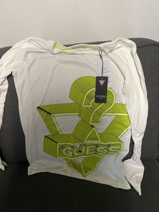 T shirt nova  guess original 14 anos